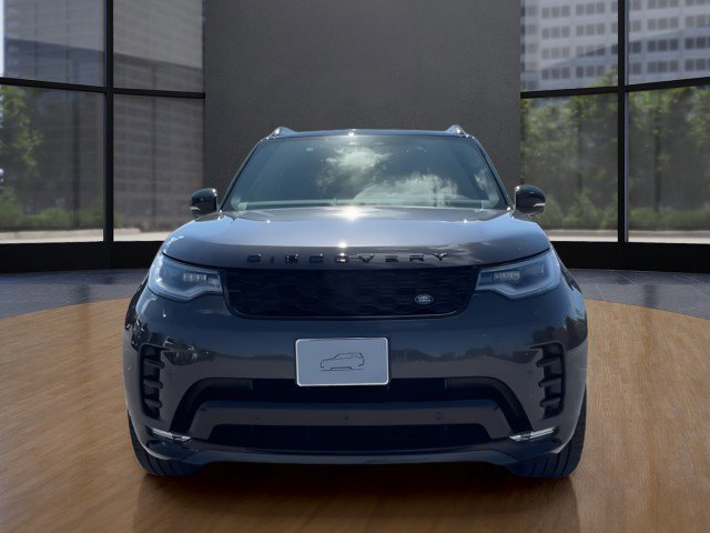 New 2025 Land Rover Discovery Dynamic SE image 3