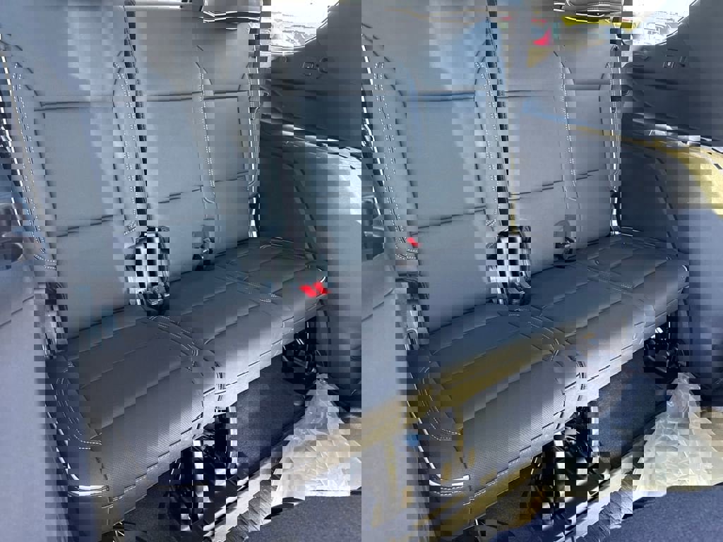 New 2026 GMC Yukon Elevation w/ LPO, Floor Liner Package image 13