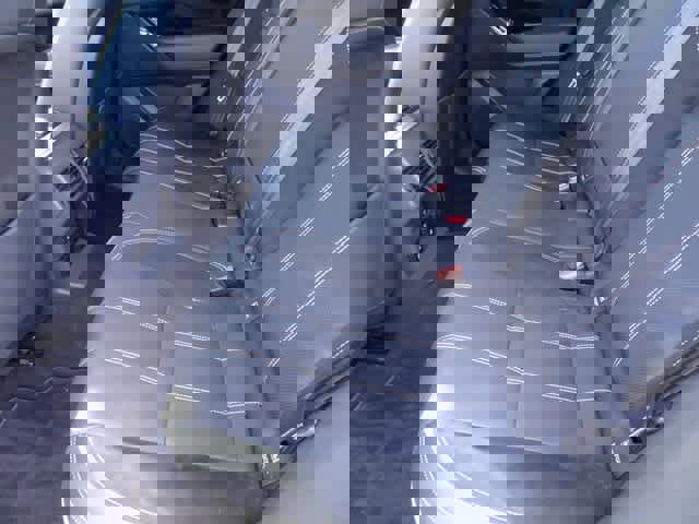 Used 2021 Land Rover Range Rover Velar R-Dynamic S image 8