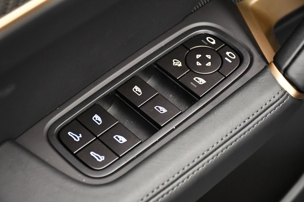 New 2026 Porsche Cayenne Turbo GT AWD/4WD image 37