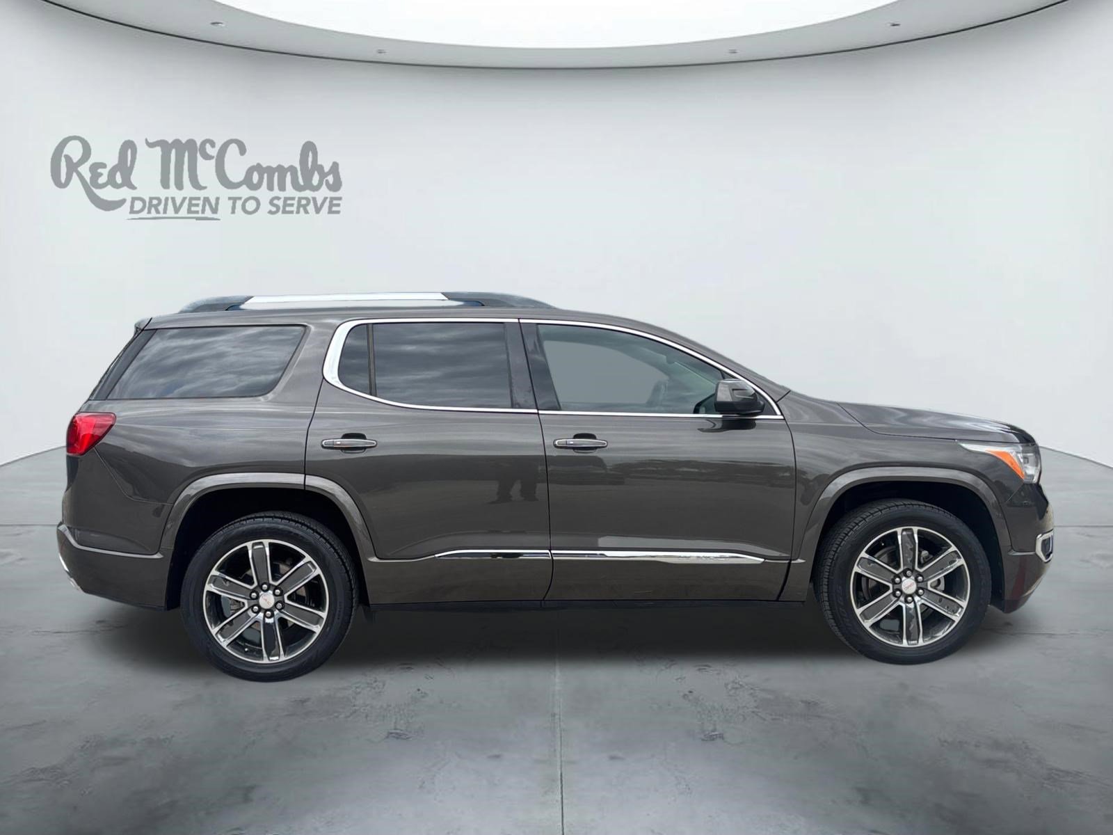 Used 2019 GMC Acadia Denali w/ Technology Package image 6