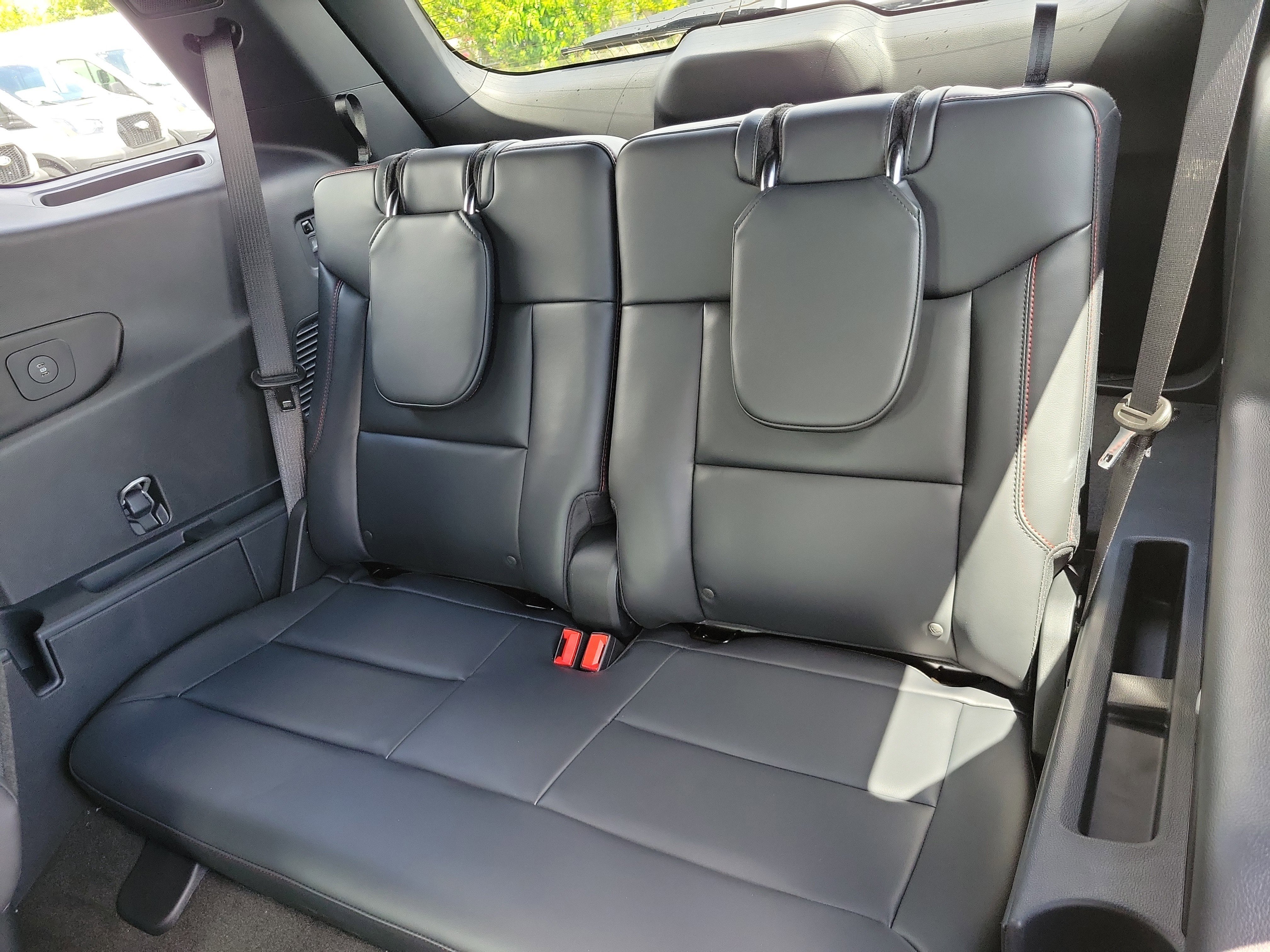 New 2026 Ford Explorer ST-Line w/ ST-Line Street Pack RWD image 12