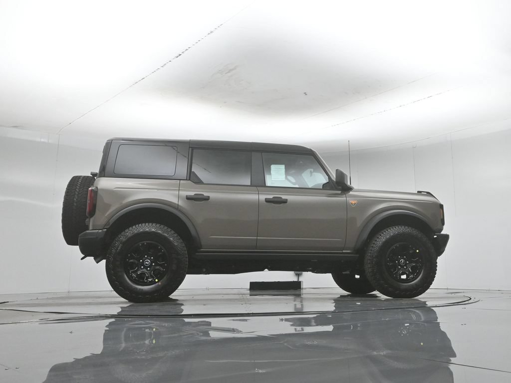 New 2026 Ford Bronco Badlands AWD/4WD image 4