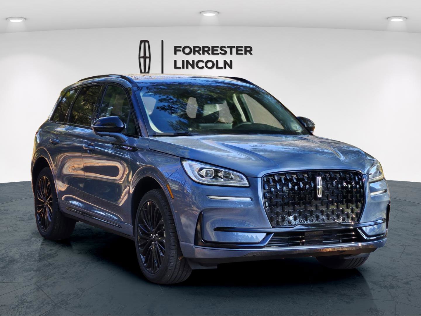 New 2025 Lincoln Corsair Reserve w/ Jet Appearance Package