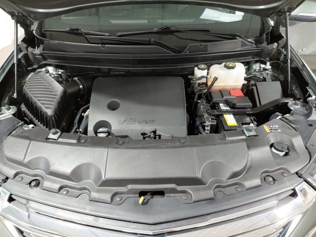 Used 2023 Chevrolet Traverse LT w/ LPO, Floor Liner Package image 42