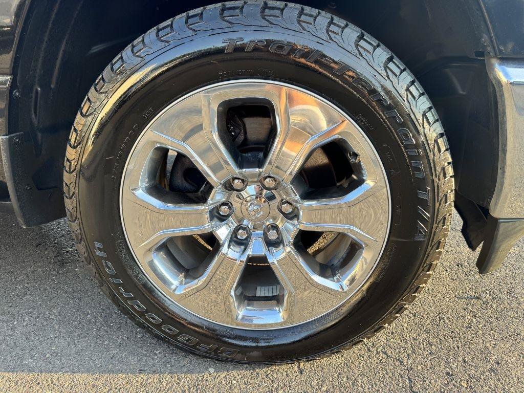 Used 2019 RAM 1500 Big Horn AWD/4WD image 12