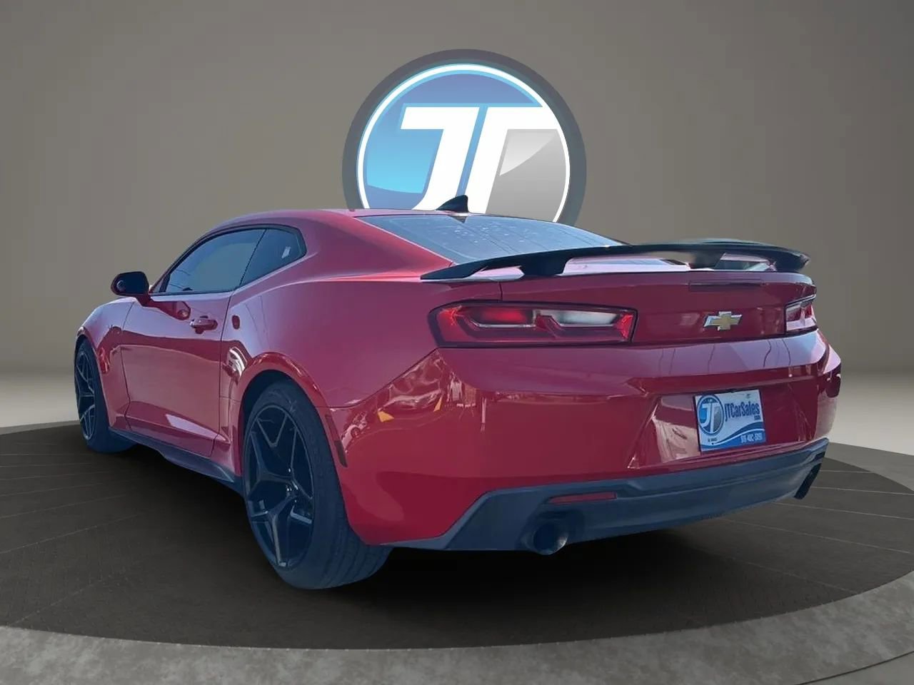 Used 2016 Chevrolet Camaro LT RWD image 25