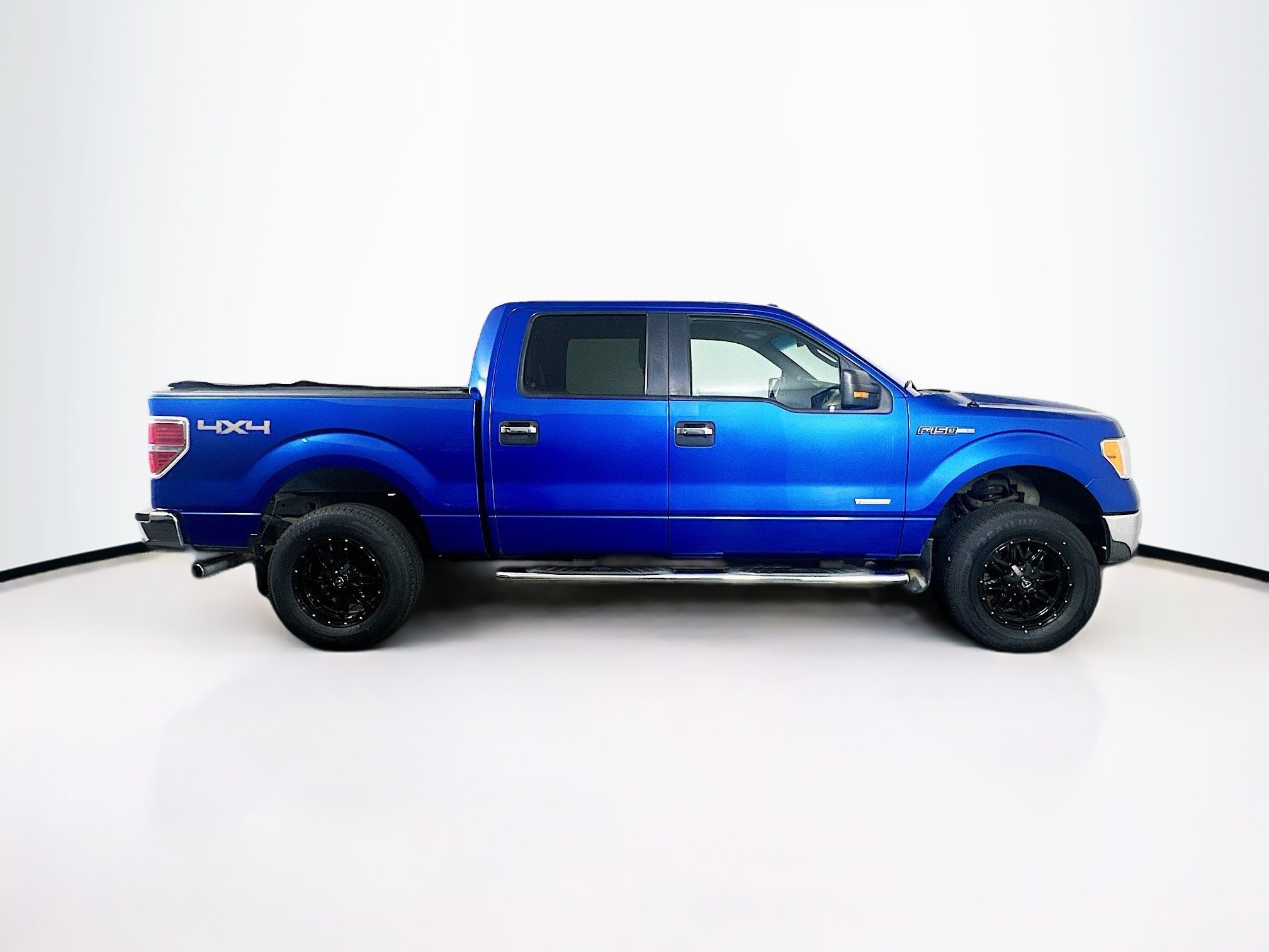 Used 2014 Ford F150 XLT w/ Equipment Group 302A Luxury AWD/4WD image 10