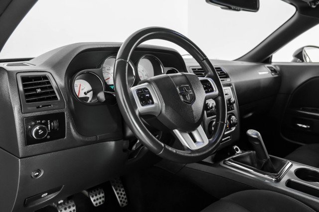 Used 2014 Dodge Challenger R/T image 11