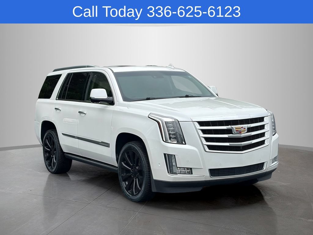 Used 2017 Cadillac Escalade Premium Luxury AWD/4WD image 8