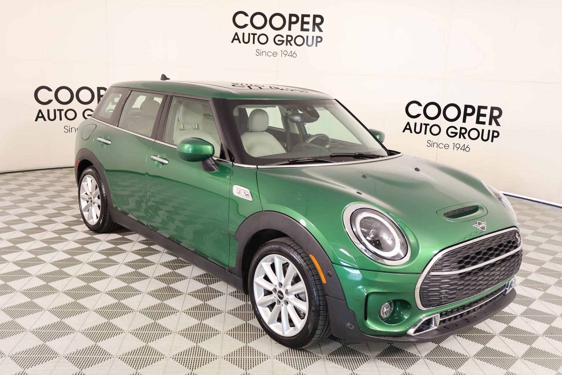 Used 2022 MINI Cooper Clubman S FWD image 1