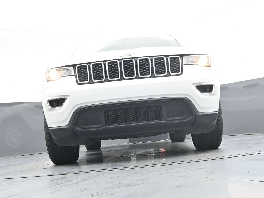 Used 2022 Jeep Grand Cherokee Laredo E AWD/4WD image 48