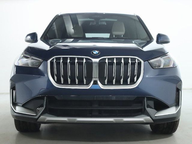 Used 2025 BMW X1 xDrive28i w/ Technology Package image 9