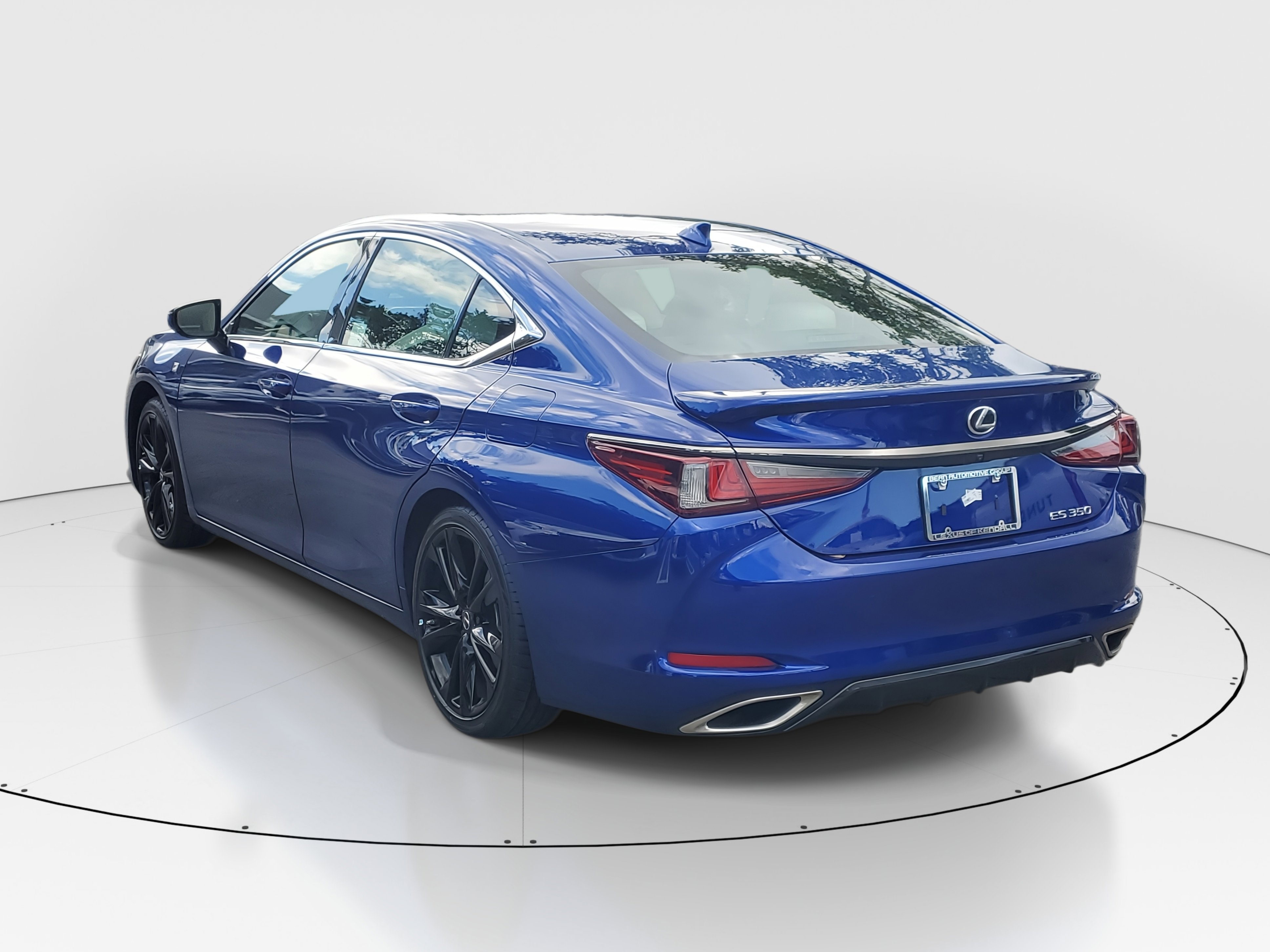 Used 2023 Lexus ES 350 F Sport image 6