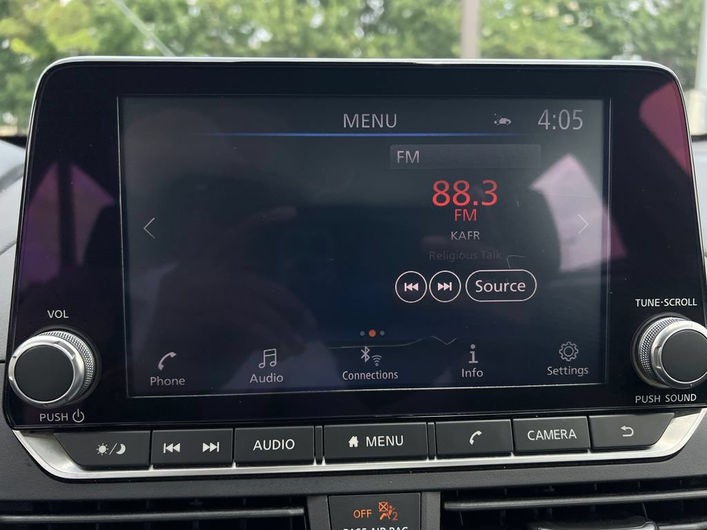 Used 2025 Nissan Altima 2.5 SV FWD image 20