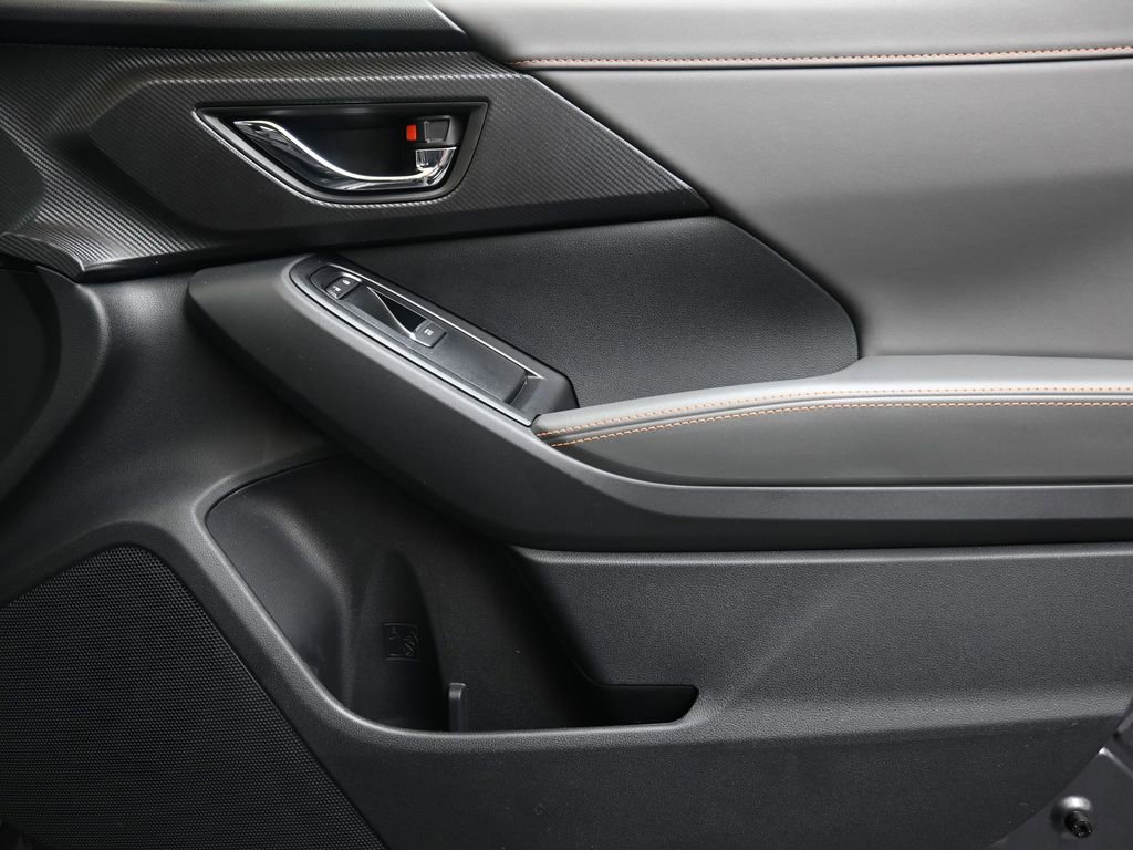 New 2026 Subaru Crosstrek 2.5i Limited w/ Crosstrek Mirror Package image 11
