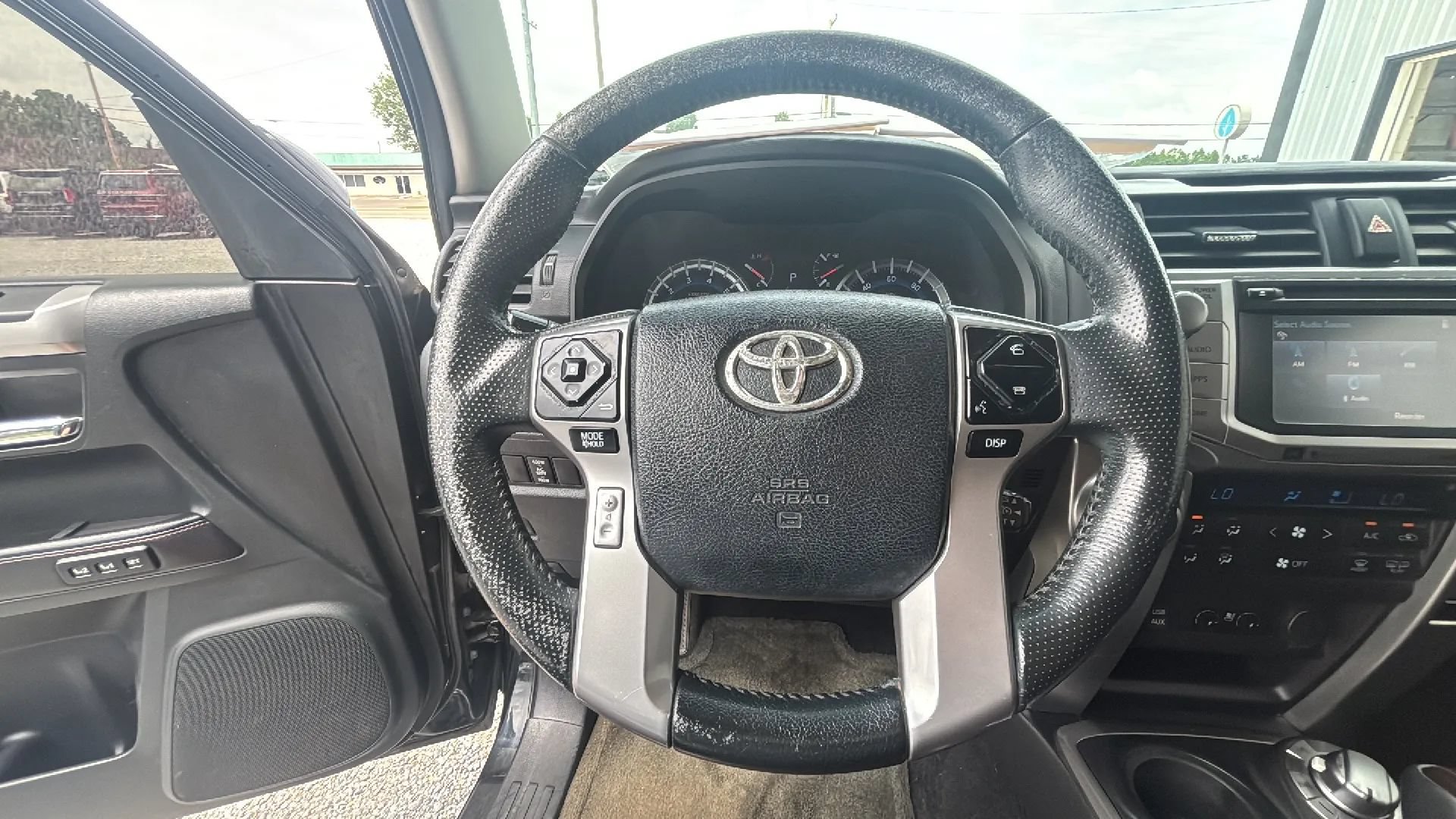 Used 2016 Toyota 4Runner Limited AWD/4WD image 19