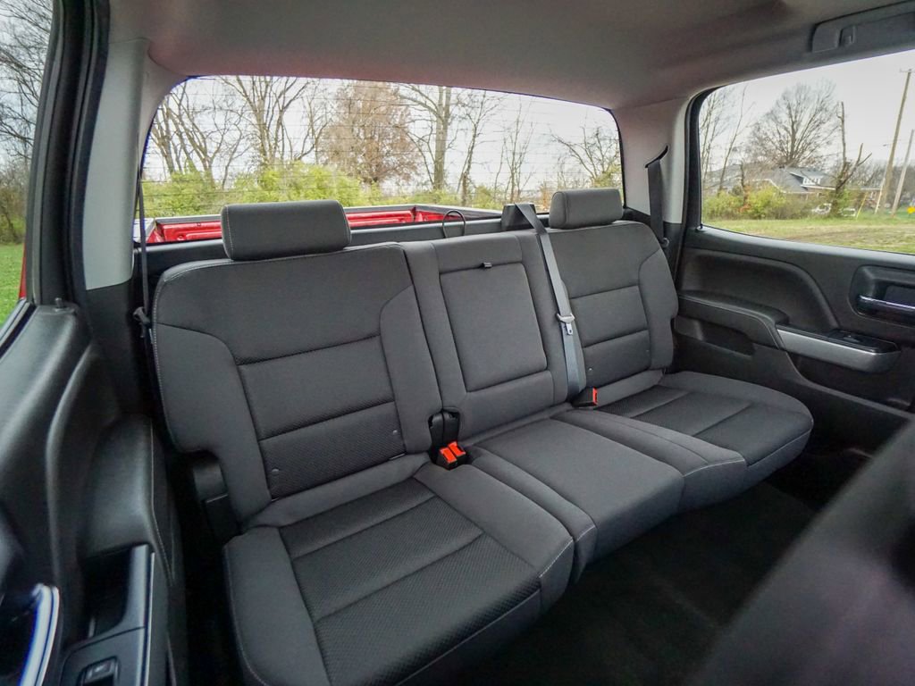 Used 2018 Chevrolet Silverado 1500 LT w/ All Star Edition image 28