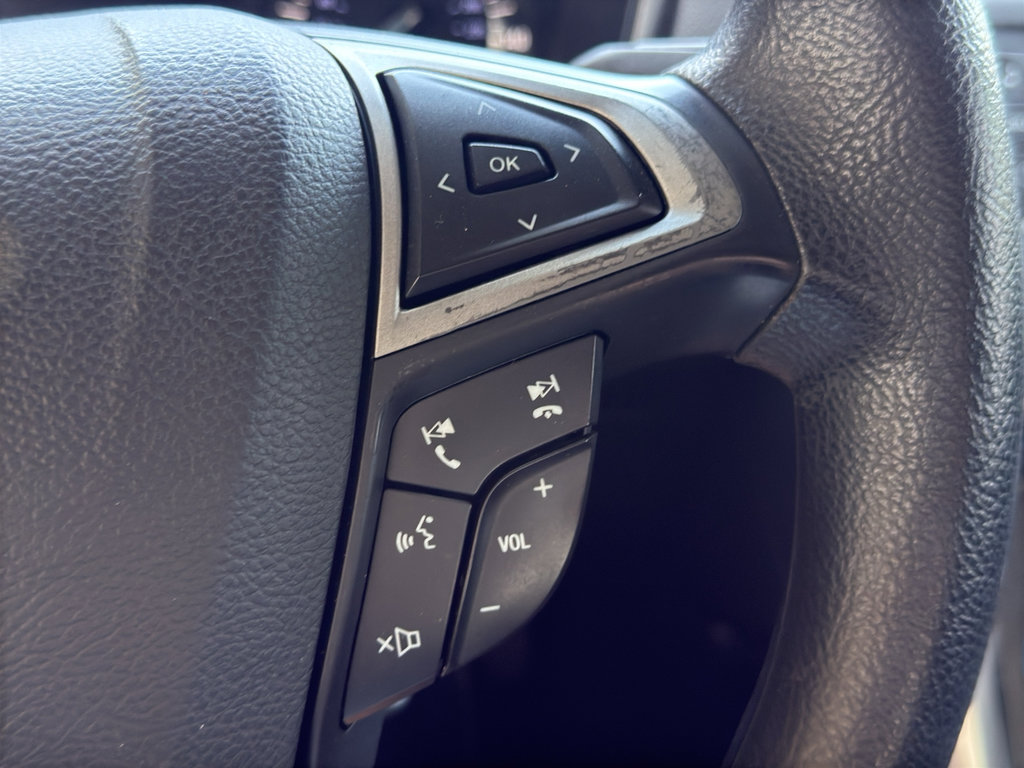 Used 2018 Ford Fusion SE image 15