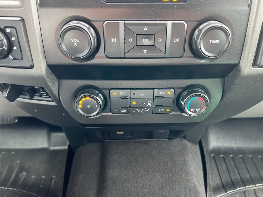 Used 2020 Ford F250 XL w/ STX Appearance Package image 31