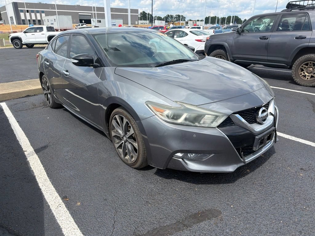 Used 2017 Nissan Maxima SR FWD image 2