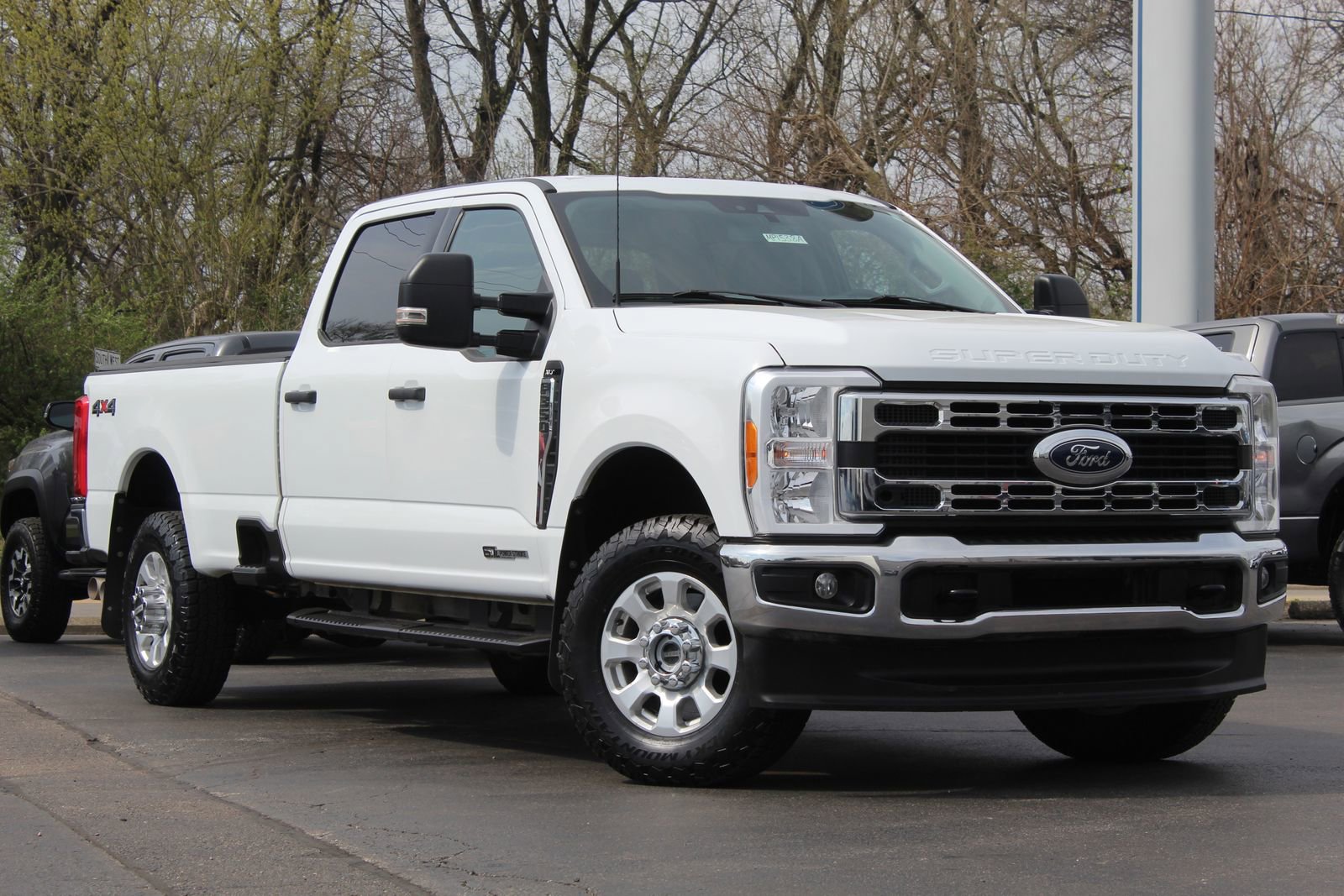 Used 2023 Ford F350 XLT AWD/4WD image 1