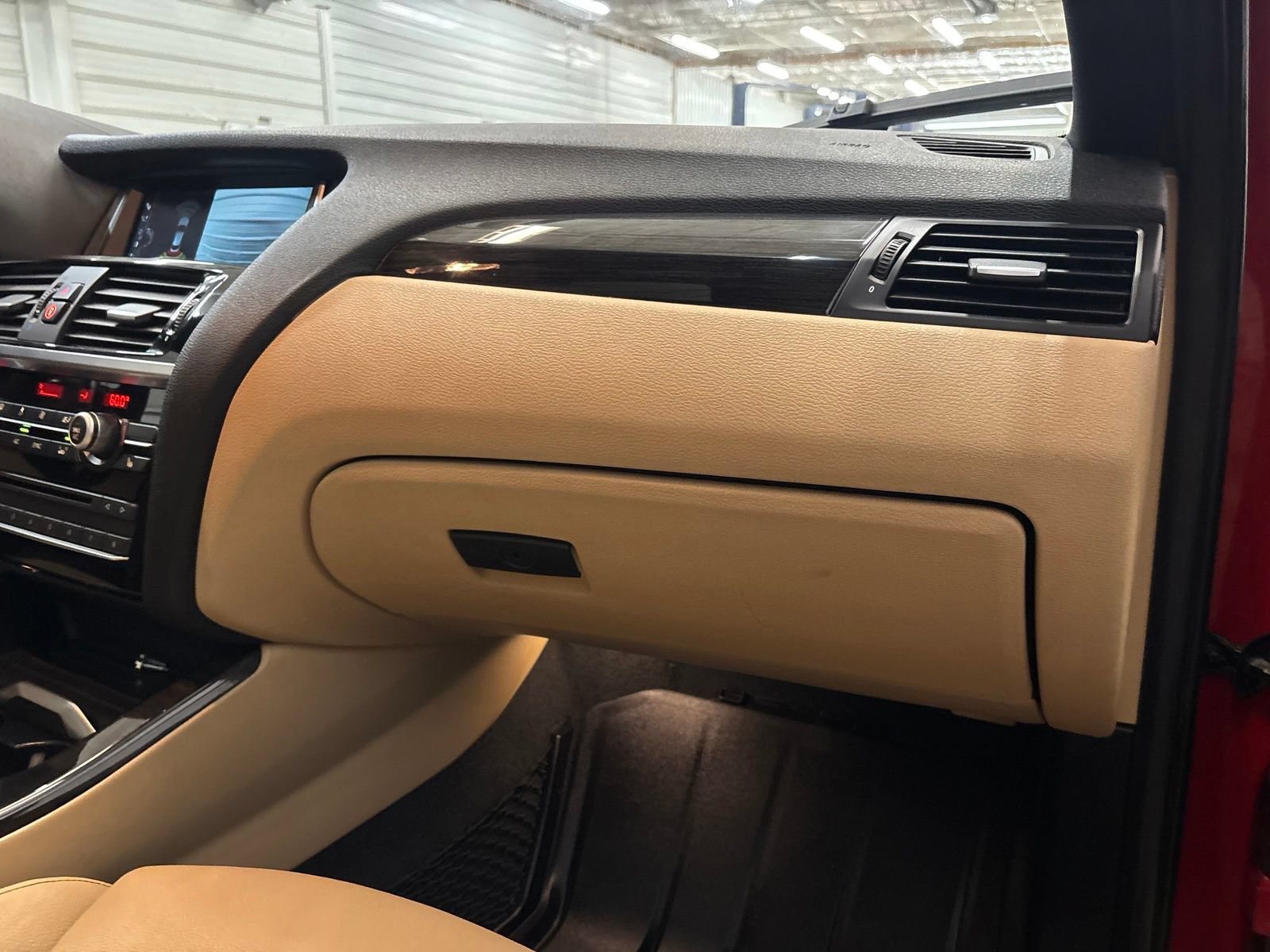 Used 2018 BMW X4 M40i AWD/4WD image 29