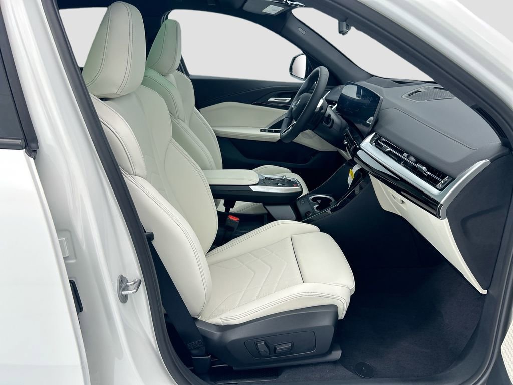 New 2026 BMW X2 xDrive28i w/ Technology Package image 19