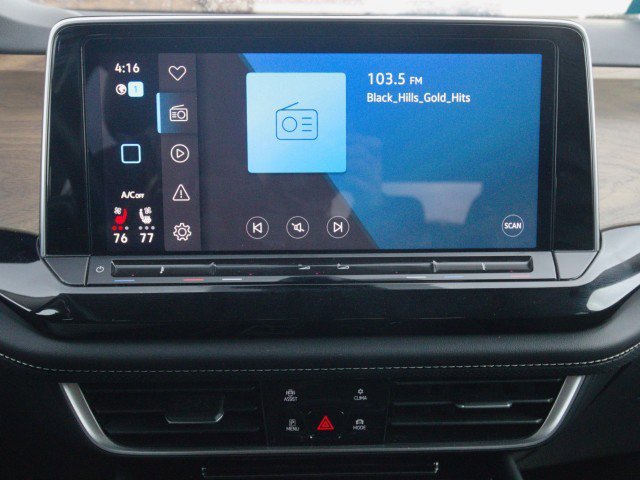 Used 2024 Volkswagen Atlas SE image 21