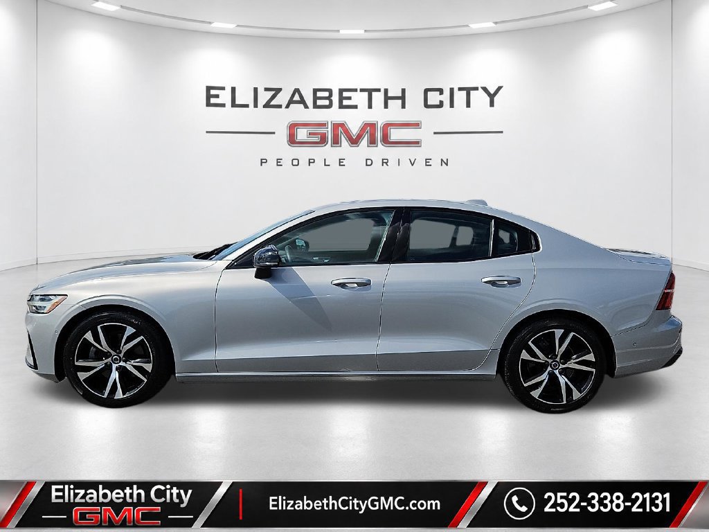 Used 2024 Volvo S60 B5 Plus AWD/4WD image 8