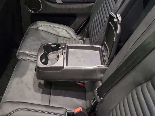 Certified 2025 Land Rover Discovery Sport Dynamic SE AWD/4WD image 16