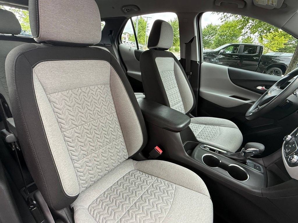 Used 2023 Chevrolet Equinox LS w/ LPO, Floor Liner Package AWD/4WD image 25