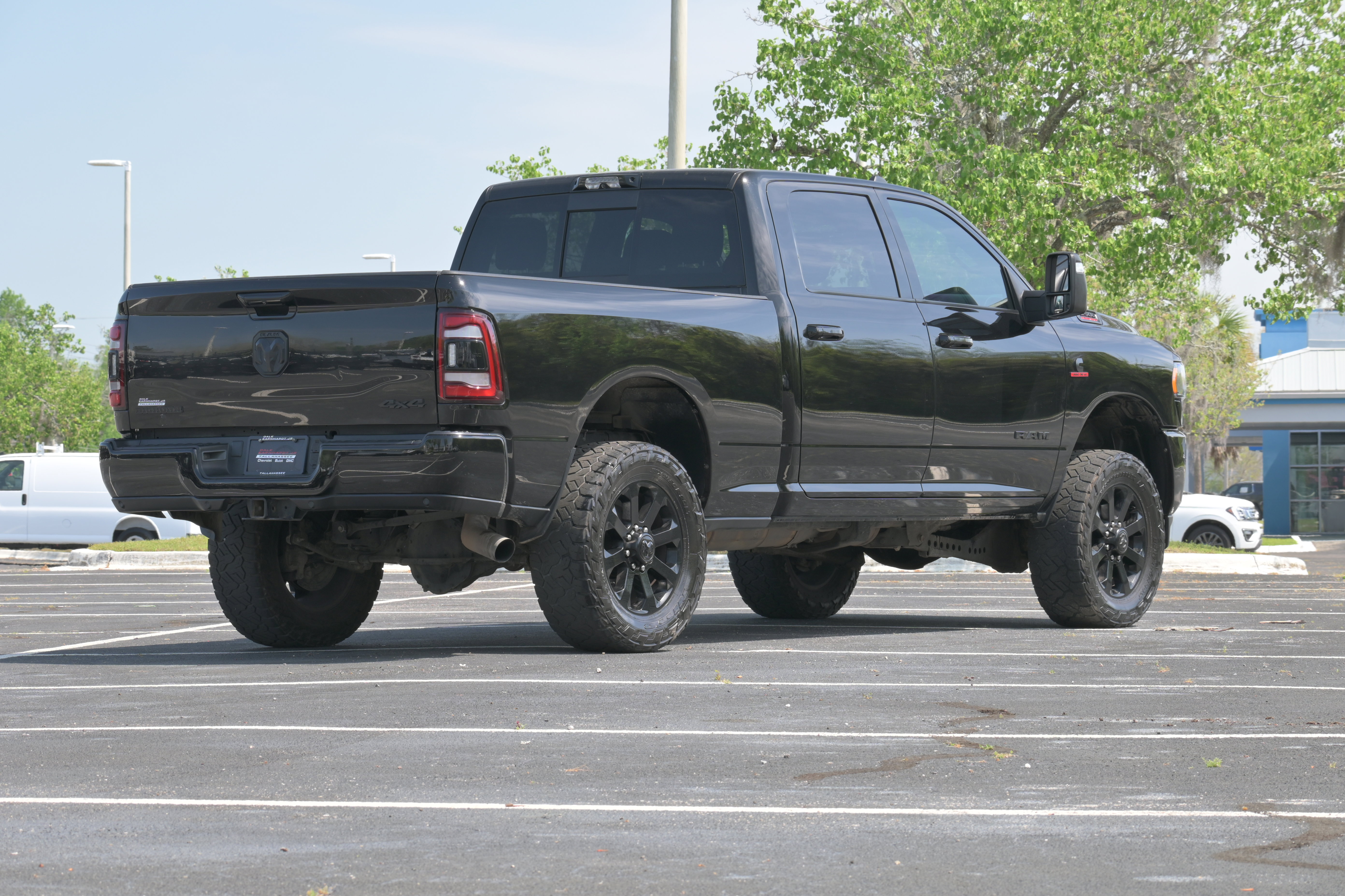 Used 2024 RAM 2500 Big Horn w/ Night Edition AWD/4WD image 36