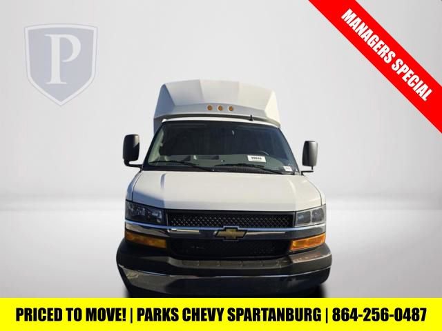 New 2025 Chevrolet Express 3500 w/ Power Convenience Package image 13