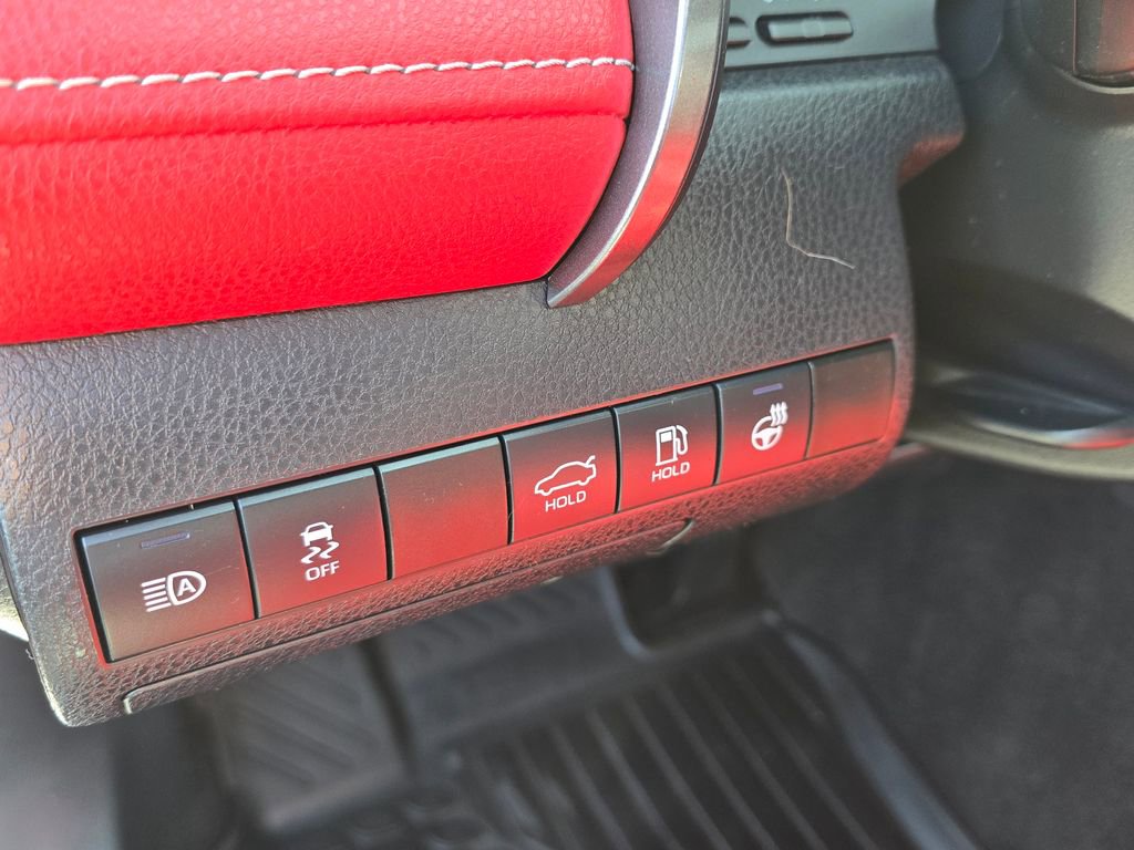 Certified 2020 Toyota Camry XSE AWD/4WD image 18
