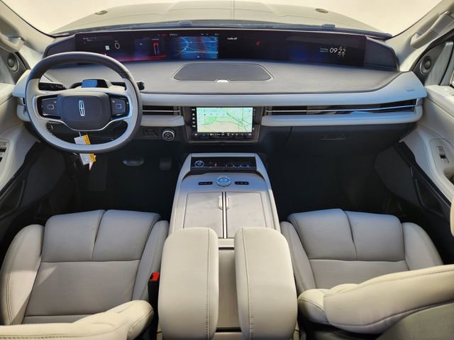 New 2026 Lincoln Navigator Reserve image 11