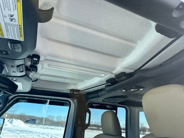 Used 2018 Jeep Wrangler Unlimited Rubicon image 50