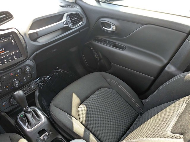 Used 2023 Jeep Renegade Altitude image 18