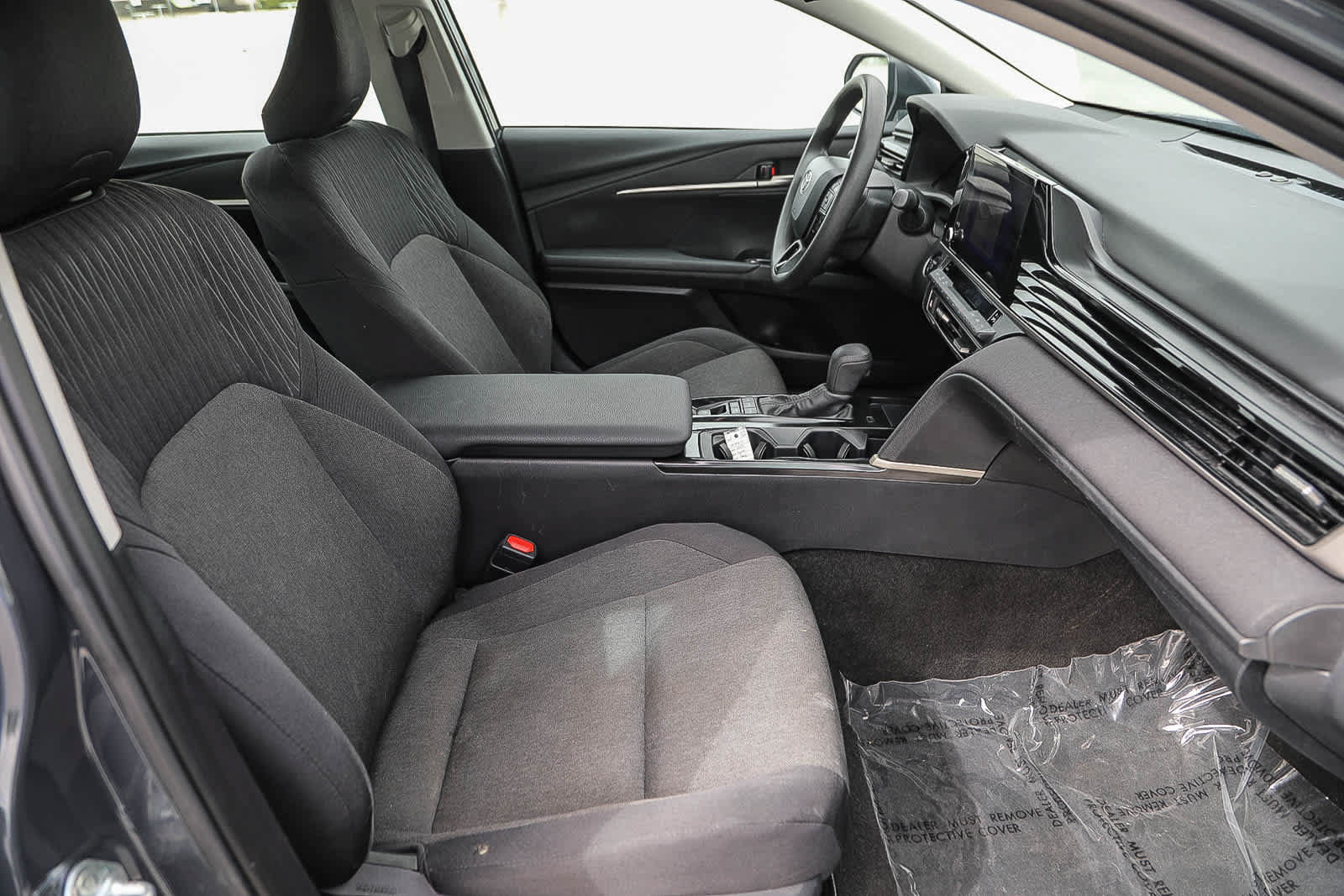 Certified 2025 Toyota Camry LE FWD image 17