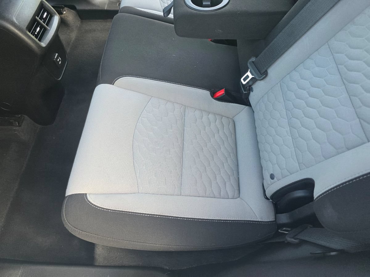 Used 2019 Chevrolet Equinox LS AWD/4WD image 25