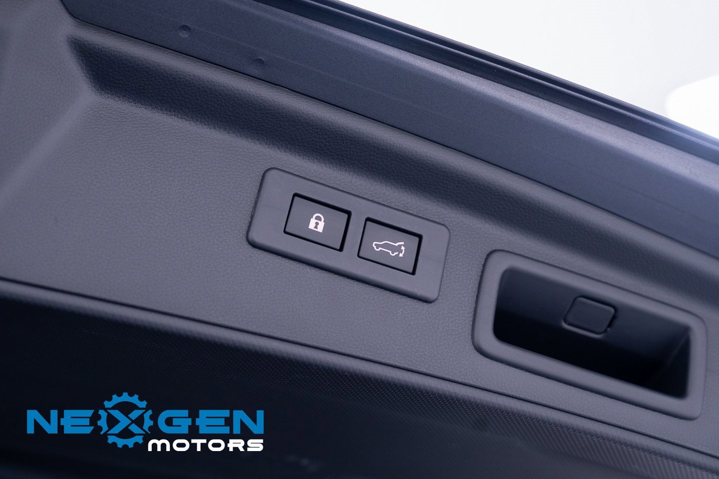 Used 2023 Subaru Forester Touring image 43