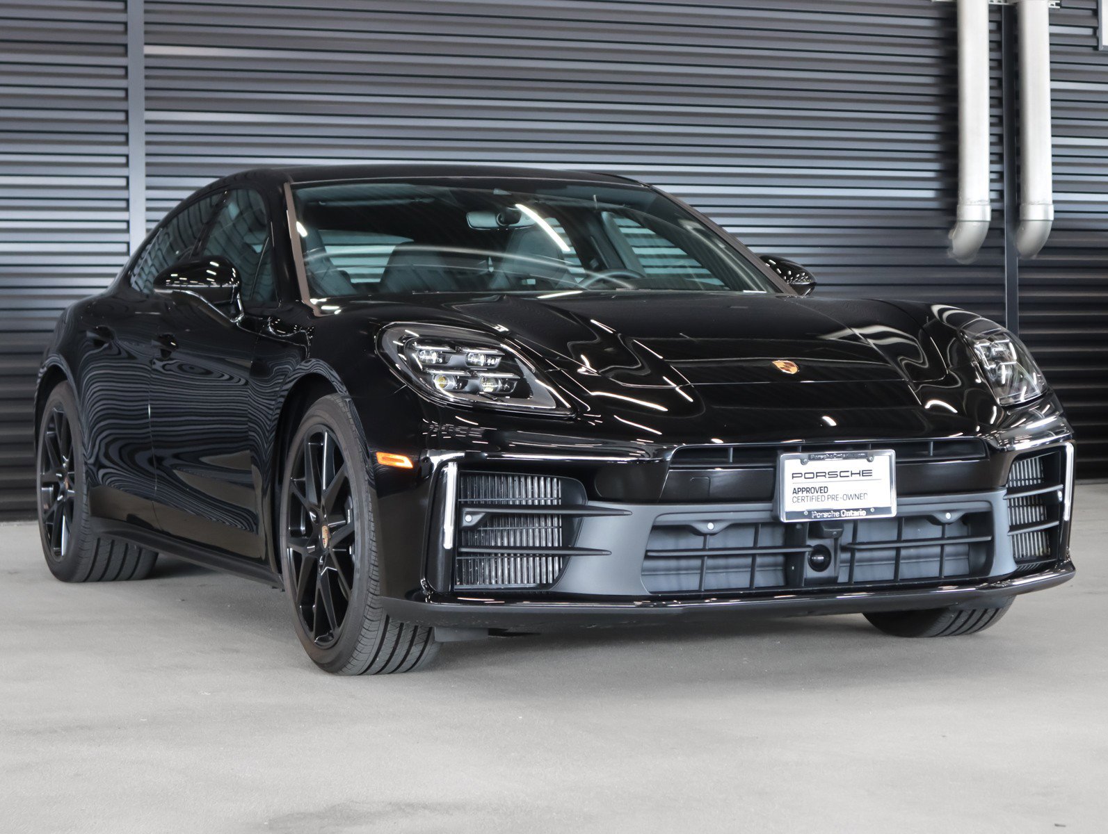 Certified 2025 Porsche Panamera 4 image 7