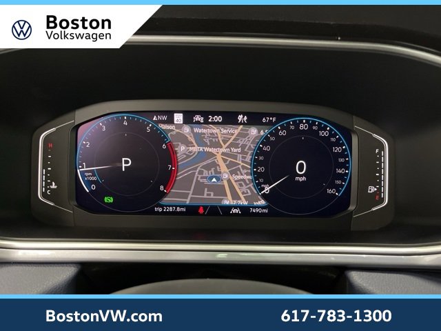 Used 2025 Volkswagen Taos SEL w/ Black Wheel Plus Package image 9