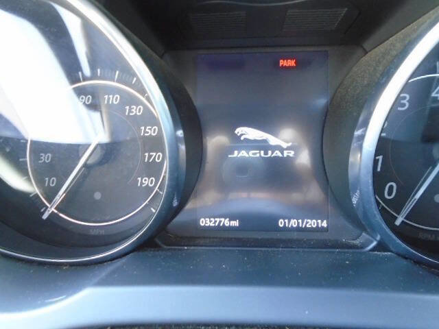 Used 2016 Jaguar F-TYPE Convertible RWD image 16