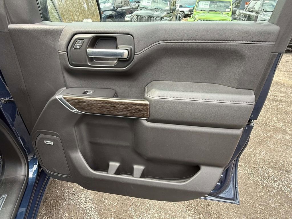 Used 2020 Chevrolet Silverado 1500 RST w/ All-Star Edition image 7