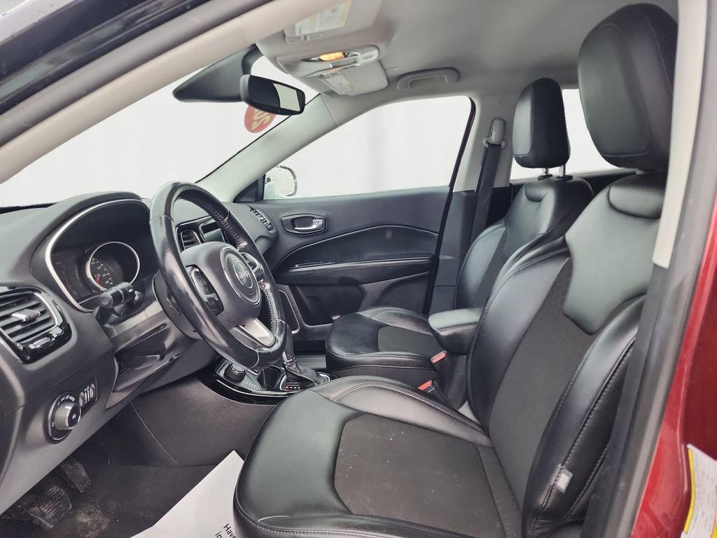 Used 2021 Jeep Compass Latitude image 9