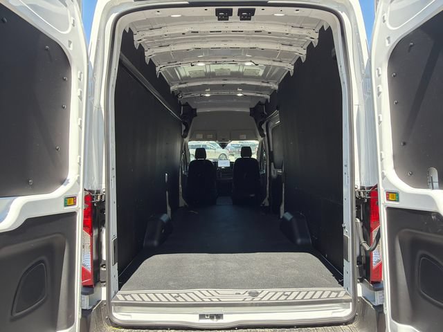New 2026 Ford Transit 250 148 High Roof Extended w/ Load Area Protection Package RWD image 18