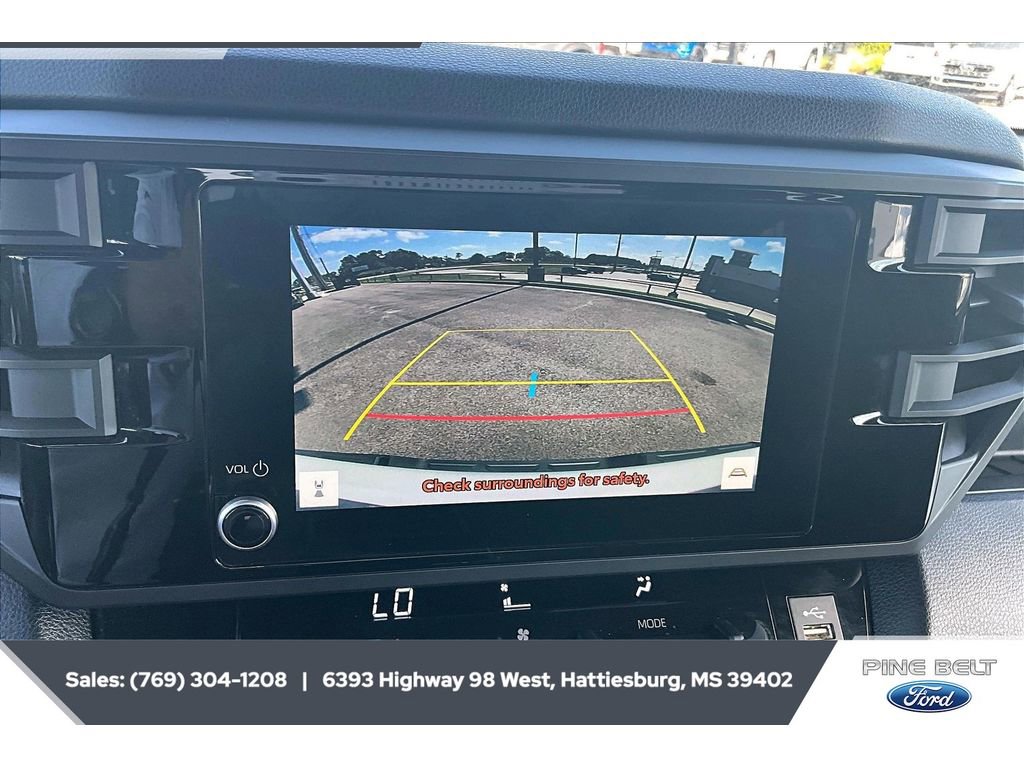 Used 2025 Toyota Tundra SR w/ SR Tow Package AWD/4WD image 15