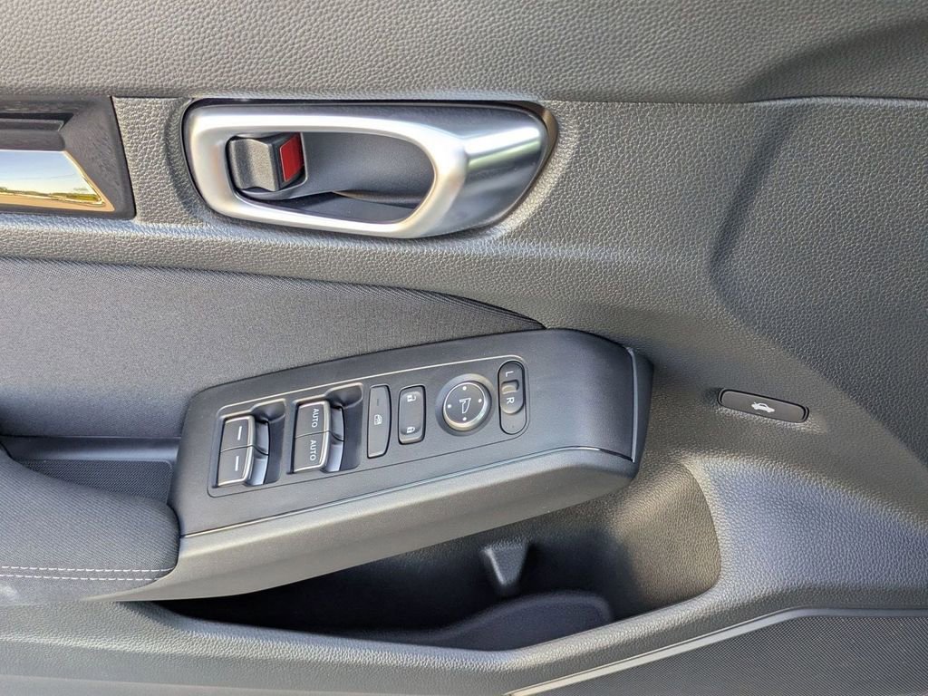 Certified 2025 Honda Civic Sport image 5