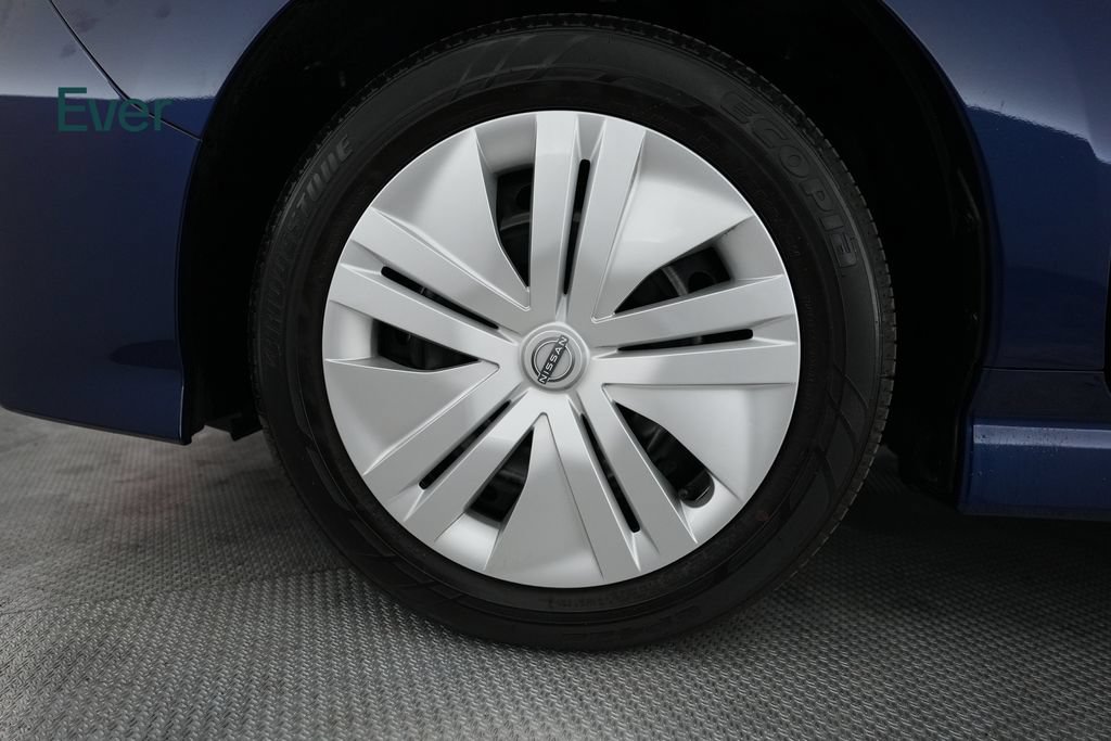 Used 2025 Nissan Leaf S FWD image 19